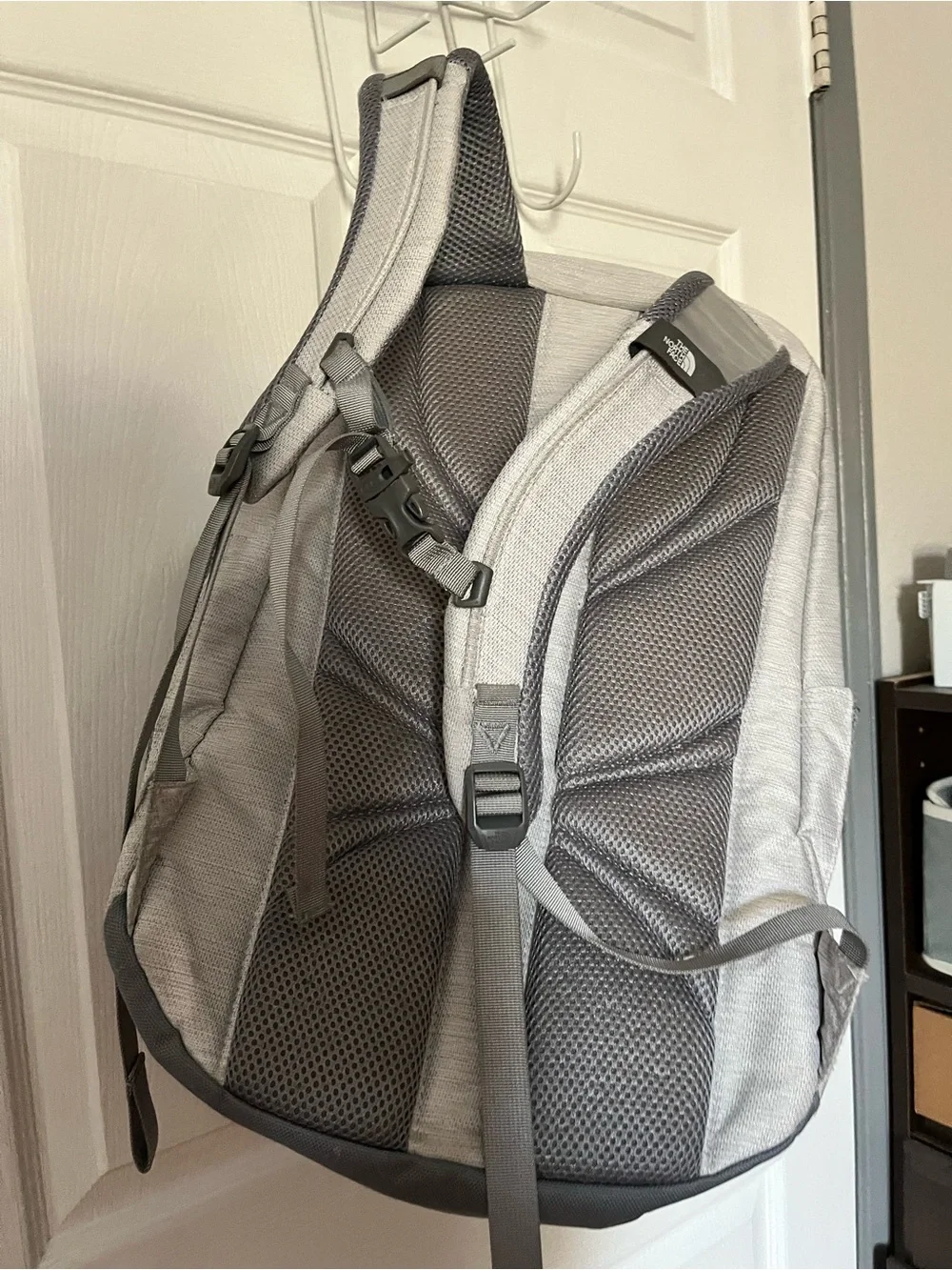 The North Face Jester Backpack – Light Heather Grey Unisex - Picture 2 of 11